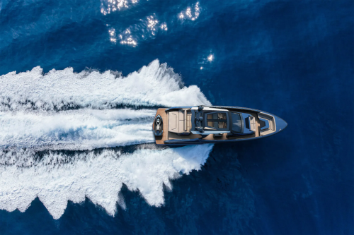 VQ55-Sports-Line-Exterior-Top-View-Sailing